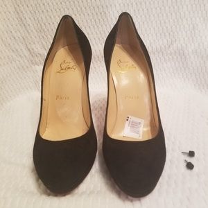 Pre-owned Christian Louboutin suede pumps size 38.